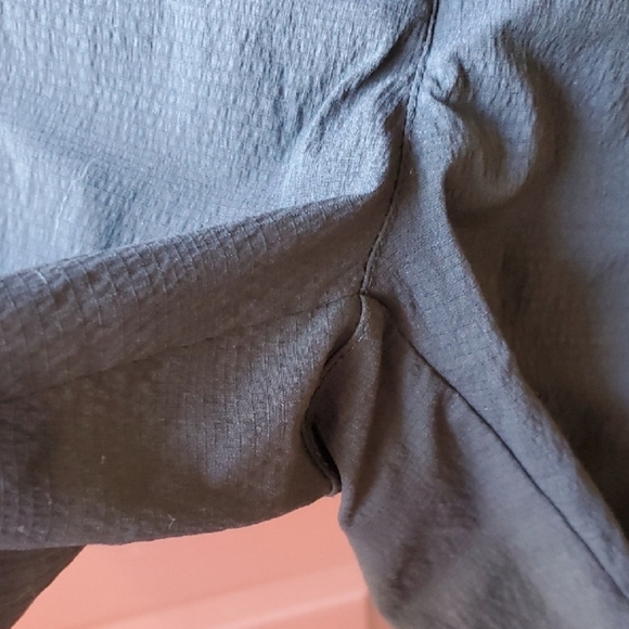 Athleta Black  Women Shorts Quick Dry 95 Nylon 5 Spandex Size 8 - Picture 5 of 8